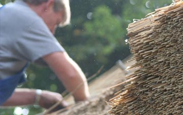 professional Sutton Under Whitestonecliffe thatchers